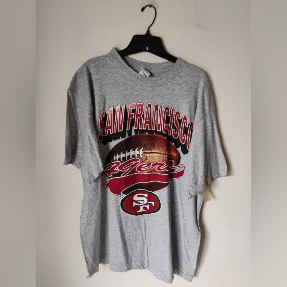 NFL San Francisco 49ers Gray and Red Short Sleeve Tee